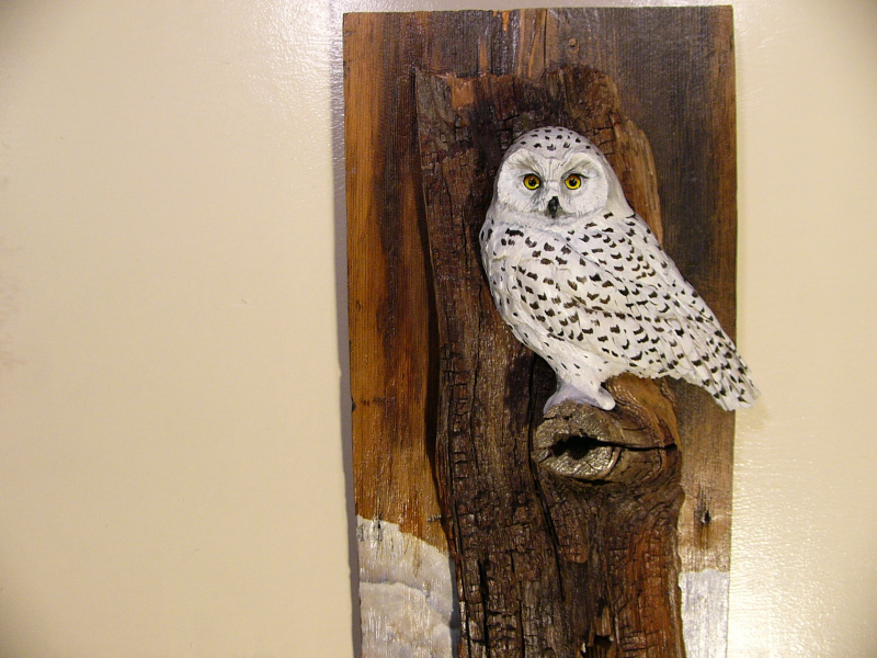 Snowy Owl sculpture
