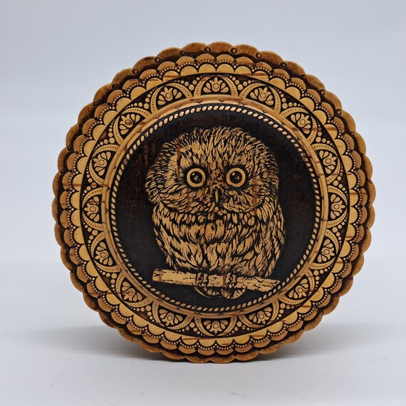 Owl Wooden birch bark box Trinket casket Ukraine Hand crafted Carving Jewelry box Good for gift Wedding rings box