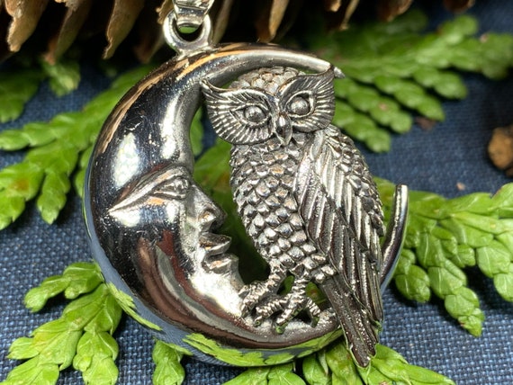 Owl and moon necklace, Bird Pendant