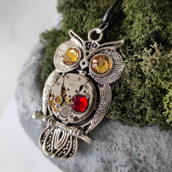 Owl steampunk clockwork necklace / pendant with rubies