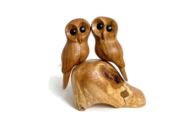 Owls wood carving statue figurines