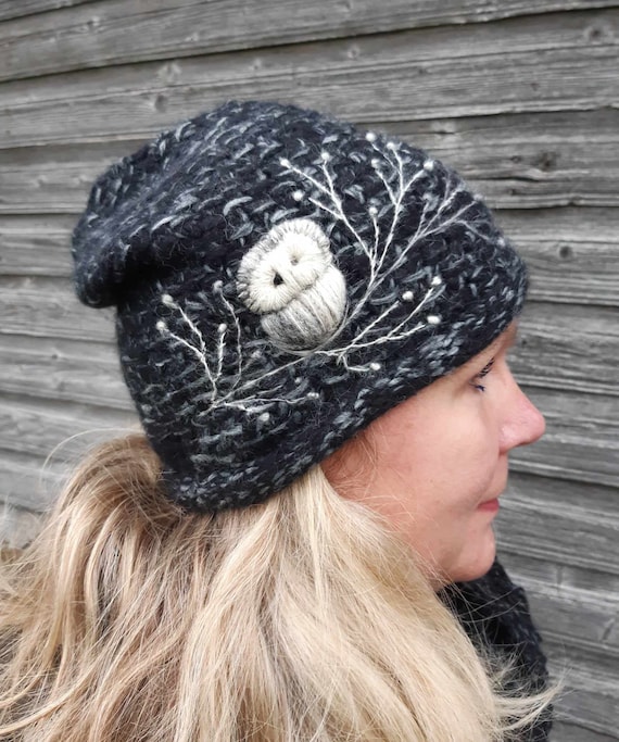 Hand knitted beanie hat with embroidery owl,winter accessories,lovely and casual Christmas gift,gift for her,knitted owl collection.