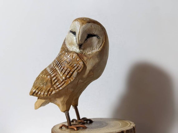 Wooden Barn owl, owl gift, Barn owl sculpture, owl figurine, owl carvings, bird gift, owl art, owl ornament, owl collection, Barn owl gift