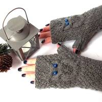 Gray Owl knitted fingerless Gloves, Mittens