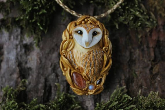 Barn owl pendant Garnet Moonstone Sunstone