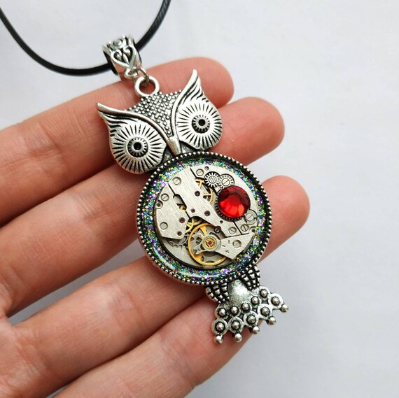 Owl jewelry Steampunk necklace gift Owls love Steam punk Gears Old watch movement For women men Red heart Silver Bird