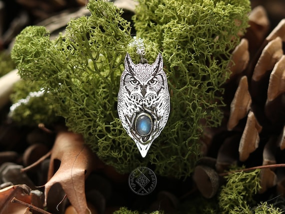 Great Horned Owl Pendant in sterling silver, Unisex Moonstone necklace