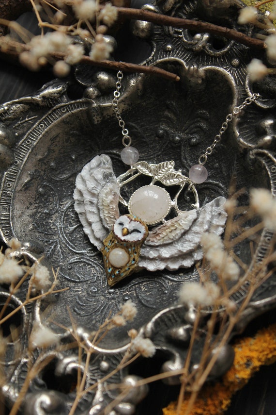 Barn Owl Necklace with Rose Quartz, Barn Owl Charm, Witch Mystic Owl Necklace, Owl Totem Necklace, Magic Owl Pendant, Fantasy Owl Necklace
