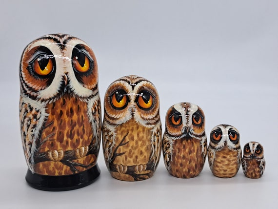 Owls friends nesting dolls Matryoshka