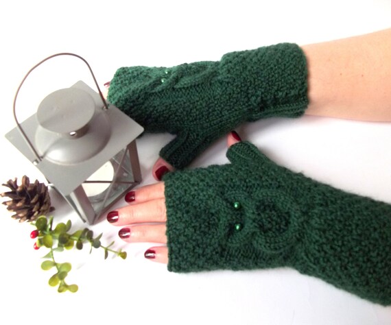 Dark Green Owl Gloves, Knit Fingerless Owl Mittens, Knitted Fingerless Gloves, Knit Wrist Warmers, Hand Knit Gloves, Cute Gift for Her