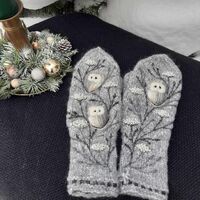 Hand knitted merino wool winter mittens with owl,soft and casual winter accessories,lovely C...
