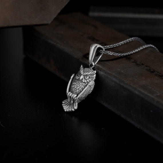 Celtic owl 3D charming necklace for men or women in sterling silver, Animal silver handmade jewelry, Spirituality unique gift charm pendants