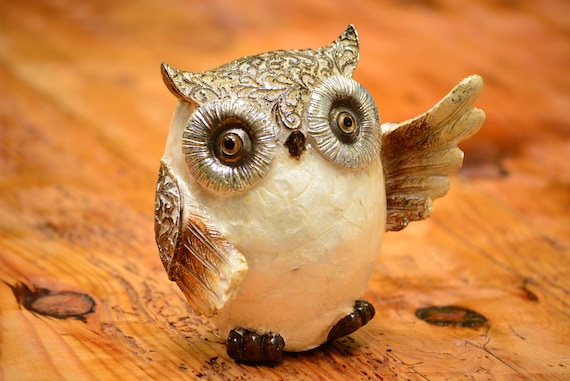 Shiny Owl Figurine - Adorable Handmade Collectible with Big Eyes for Owl Lovers
