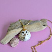 Hand painted stone, Owl, Barn ow, pendant/necklace