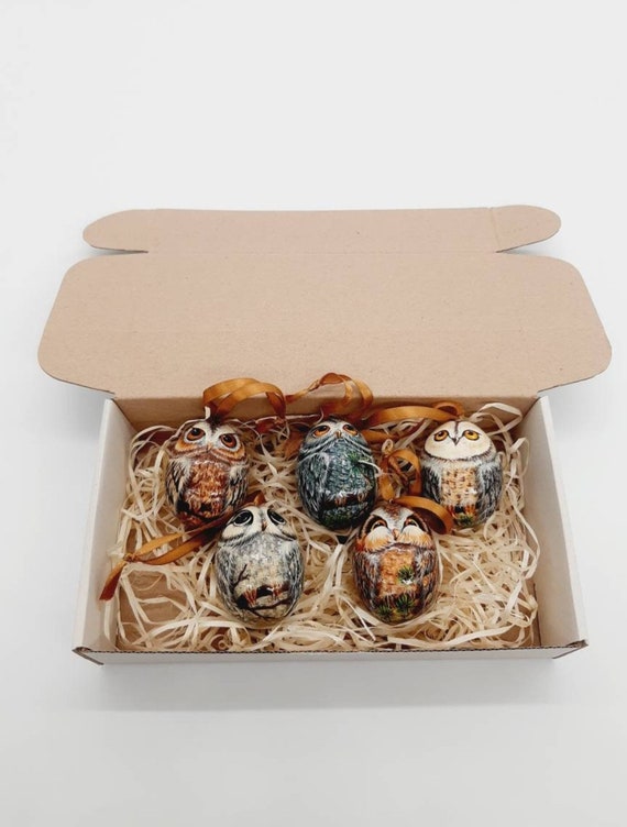 Christmas tree decorations 5 Owls Wooden egg ornaments Hand made in Ukraine Holiday toy Stunning Owls