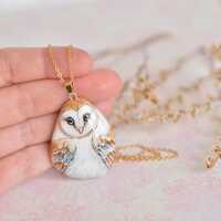 Hand painted stone, Owl, Barn ow, pendant/necklace