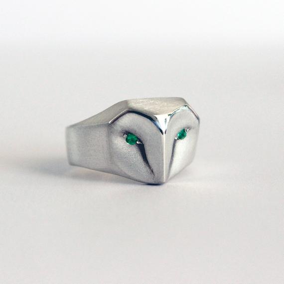 Barn Owl Ring With Green Emerald eyes