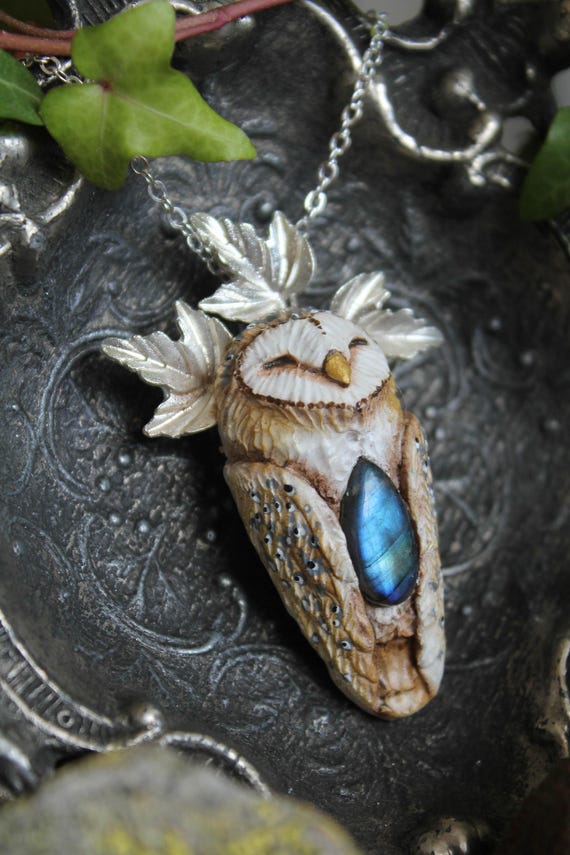Barn Owl Necklace with Labradorite – Polymer Clay Owl Pendant – Forest Spirit Amulet – Woodland Jewelry – Nature Totem Necklace