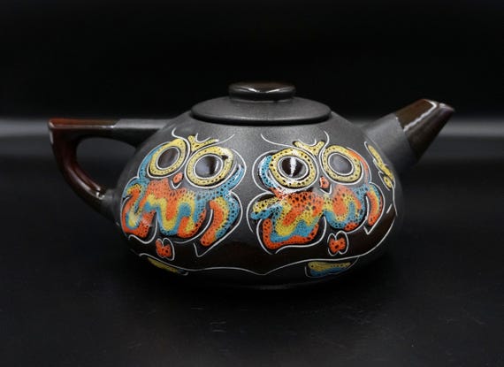 Black handmade ceramic teapot 33.8 oz with orange owls and oak leaves Teapot pottery engraved and painted Tea party pottery owl teapot