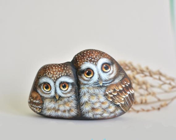 Owls, Animal art, Decorative stone - Painting on Stone - Rock Painting