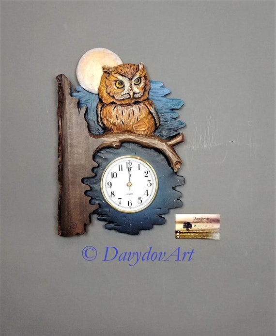 Clock with Copper Owl Hand Carved in Limewood with Natural Bark