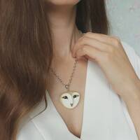 Owl head Owls jewelry Pendant with barn owl Bird necklace Nature jewelry with raptor bird