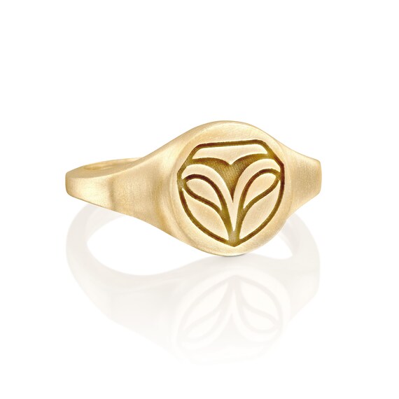 Minimalist Gold Signet Barn Owl Ring